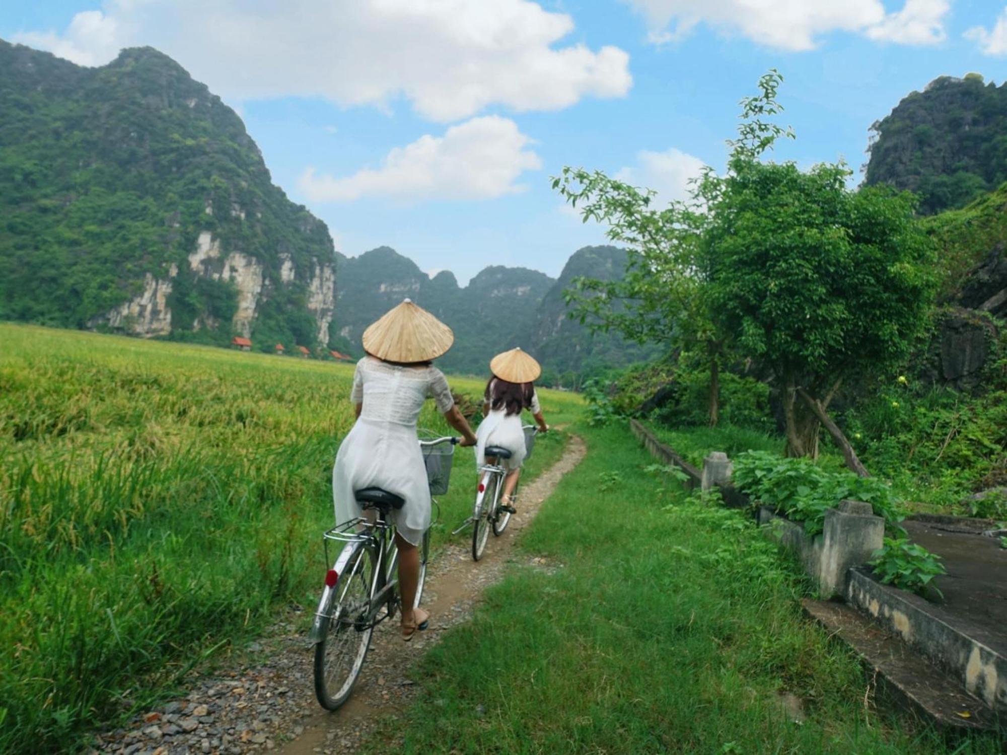 Trang An Lotus Lake Homestay นิญบิ่ญ ภายนอก รูปภาพ